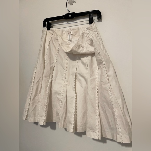 Isaac Mizrahi for Target White Pleated Skirt - Picture 3 of 5